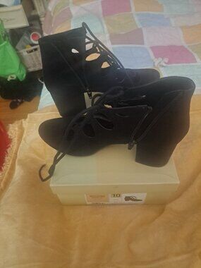 Bundle 3 pairs size 10 womens heels